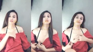 Chacha Pamerin Utingnya Toket Mungilnya Nih