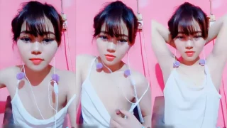 Miss Gege Spill Uting Tocilnya MangoLive
