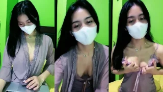 Ralline Cantik Ebot Nakal Belahan Susu ID 54771767 Mango
