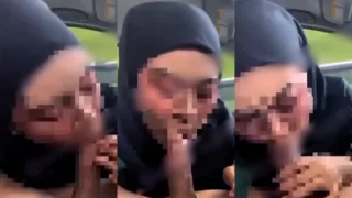 Ukhty Isap Punya Kekasihnya Dalam Mobil SANOMANJI69 Malay