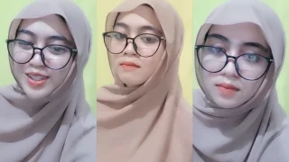 Aichan Mode Jilbab Makin Cakep Nih ID 94359514 Mango