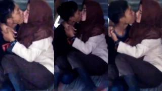 Cewek Jilbab Pramuka Sange di Gubuk