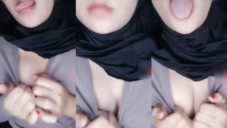 Dedek Jilboobs Sange Ludahin dong Sayang