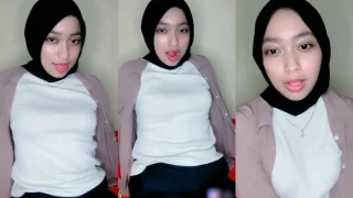 Jelita Host Cantik Hijab Live Nakal Masih Malu2