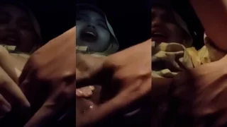 Mainin Memek Ayang Jilboobs di Mobil