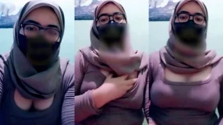 Mbak Titik Ukhti Spill Uting Coklat Nenen Jumbo Toge Nih