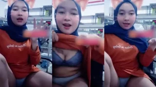 Ukhti Nakal Siaran Langsung Godain Penonton Nih
