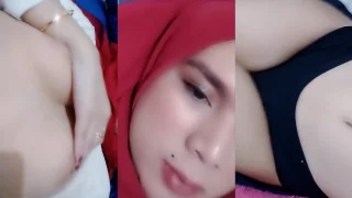 VCS Kak Amorra Zorra Jilbab Merah Mendesah Remas TT