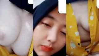 VCS Kakak Zea Cewek Jilbab Utingnya Keliatan