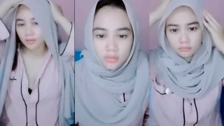 Vita Ukhty Nakal Pamer Belahan Susu Beha Item
