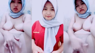 ABG Jilbab Biru Colmek Enak