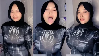 Melet Sheii Anathema Spiderwoman Mode Barbar Trakteer