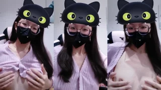 Toket Mungil Kim Gadis Chindo Minta Disodok ID 96123367 Mango
